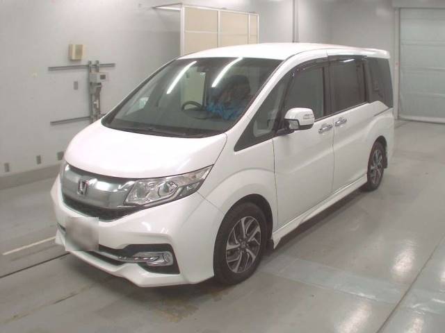 30276 HONDA STEP WAGON RP3 2015 г. (CAA Tokyo)